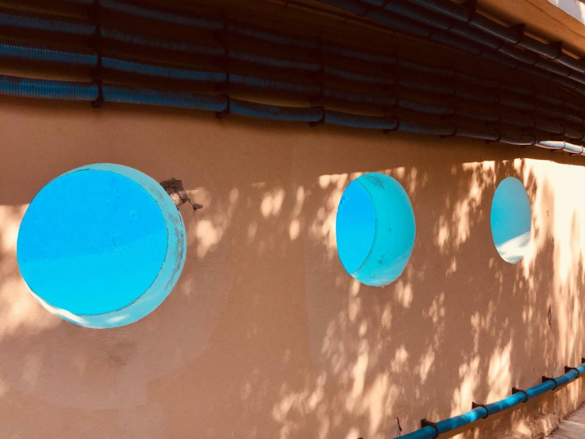 Studio 4 Personnes Avec Piscine, Tennis Lägenhet Hyères Exteriör bild