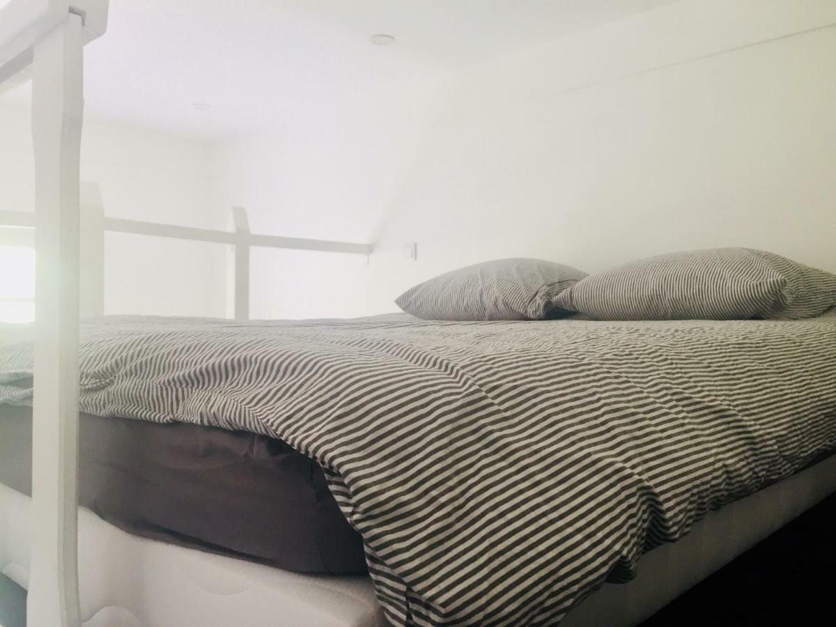 Studio 4 Personnes Avec Piscine, Tennis Lägenhet Hyères Exteriör bild